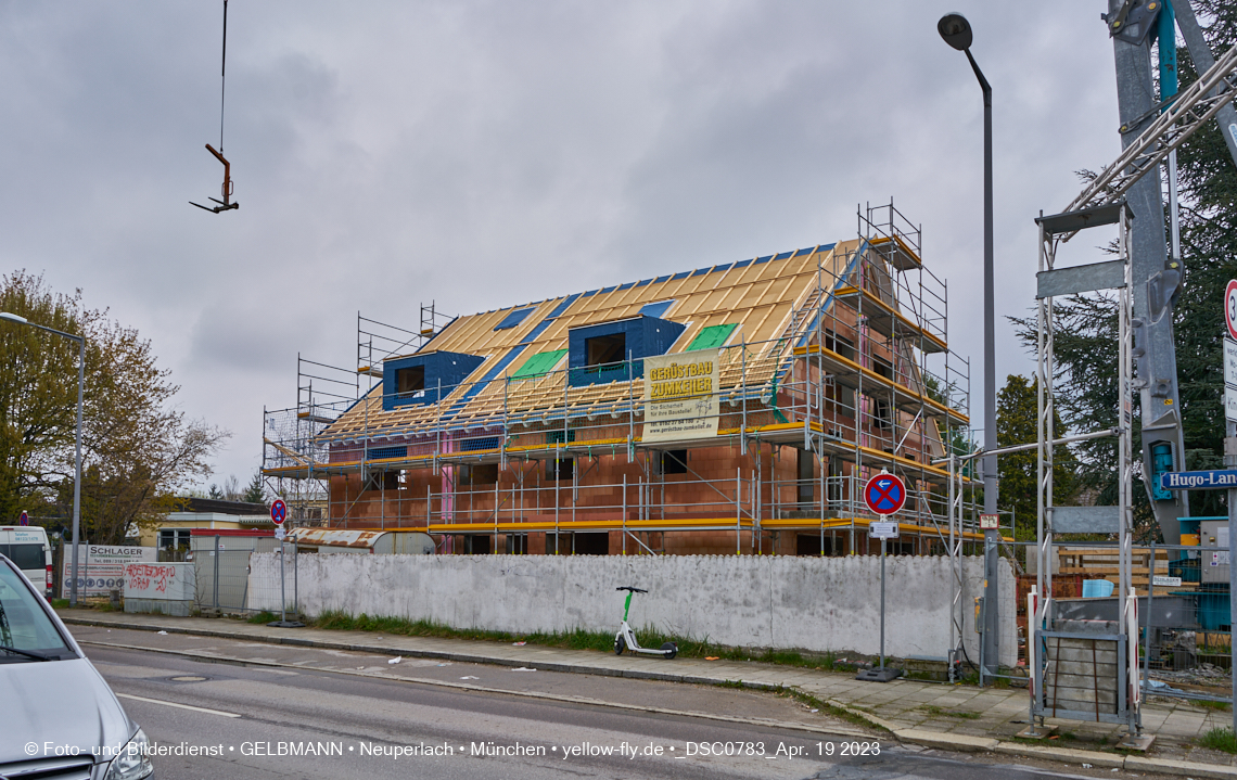 19.04.2023 - Bilder von der Baustelle Niederalmstraße 16 in Neuperlach